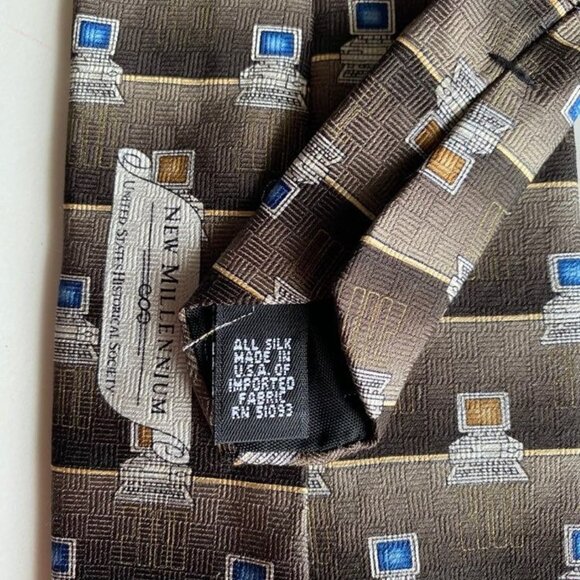 Vintage Personal Computer Y2K themed tie - Picture 3 of 4